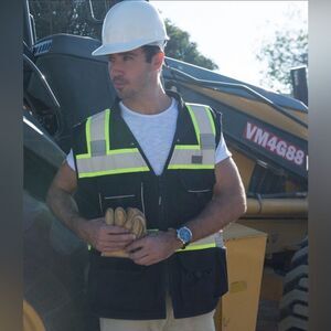 Kishigo B100 2X-3X Enhanced Visibility Multi-Pocket Mesh Vest - Black